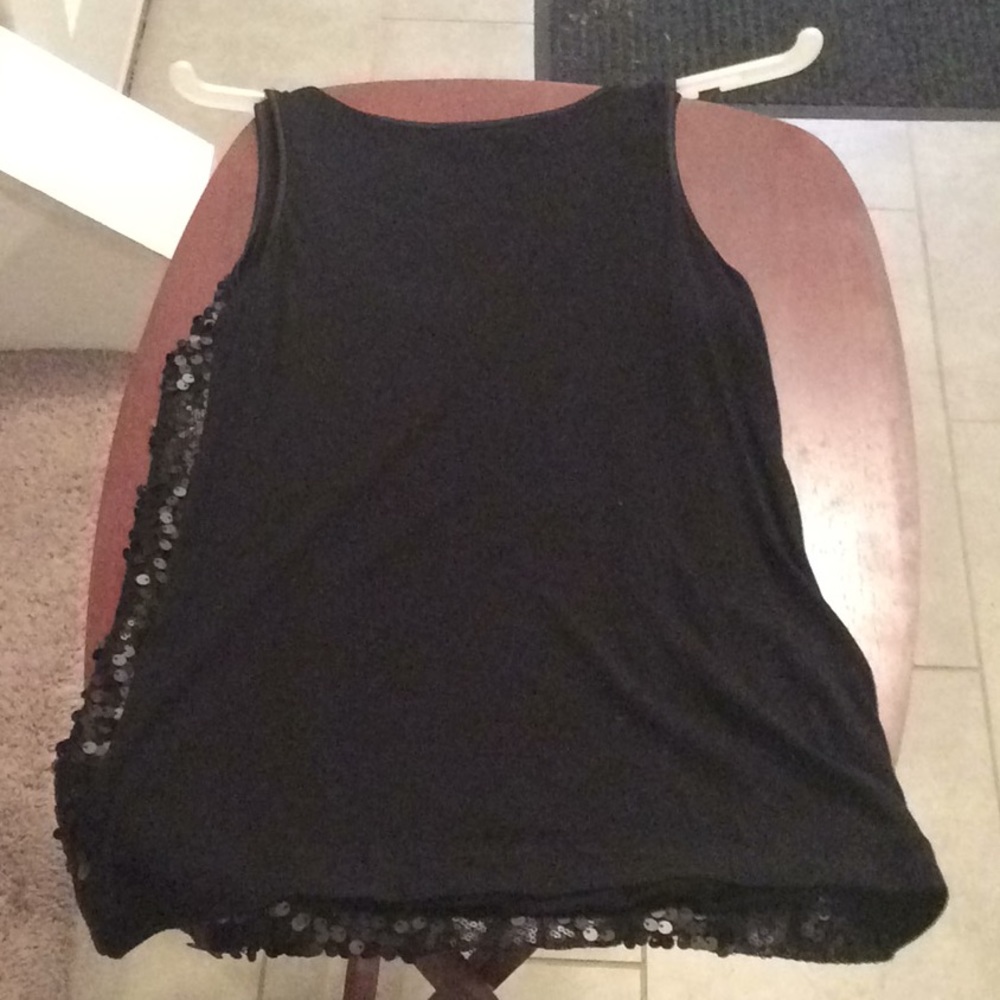 Top - Picture 3 of 3